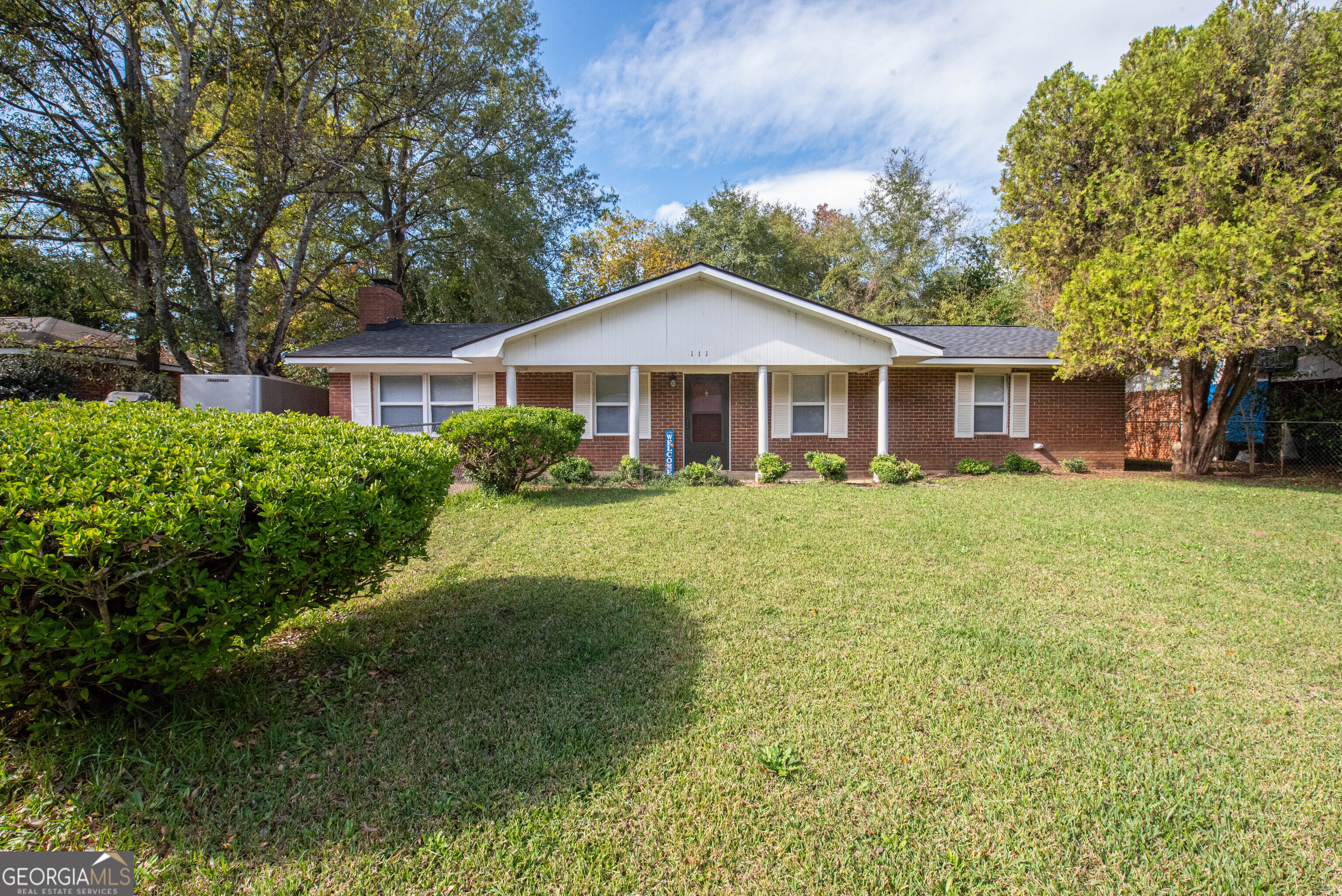 Welcome to 111 Briarwood Drive, Warner Robins GA. This charming home is ready for its new owner! Featuring a big living room, cozy fireplace, large kitchen with many cabinets, ALL brand new kitchen appliances and perfect for gatherings. New roof, LVP flooring, freshly painted walls. Move in ready with new Washer and Dryer included. The spacious fenced-in front yard and backyard is ideal for outdoor entertaining or family activities, offering both privacy and convenience. The neighborhood close to schools, shopping, dining, and easy commuting options, Robins AFB, this home is the perfect blend of comfort, style, and location. This home has everything you need to feel at home. Call to schedule a tour and make this dream home yours!