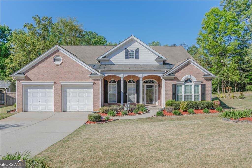 Photo of 3878 Hannahberry Place, Buford, GA 30519 (MLS # 10845297)