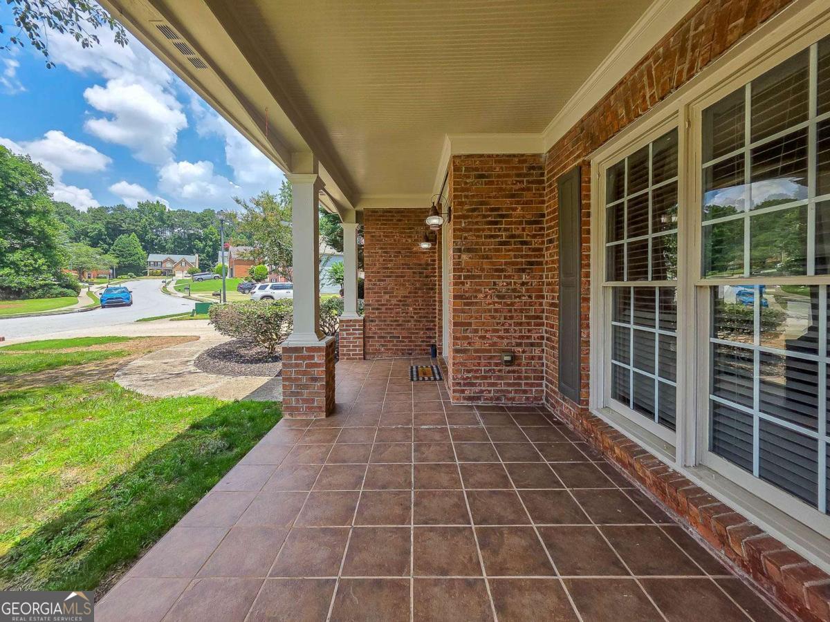 1545 Woodpoint WAY
