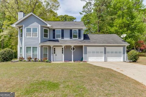 811 Forest Park LN Suwanee GA 30024