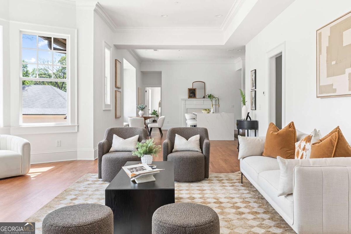 1585 S PONCE DE LEON AVE NE 19