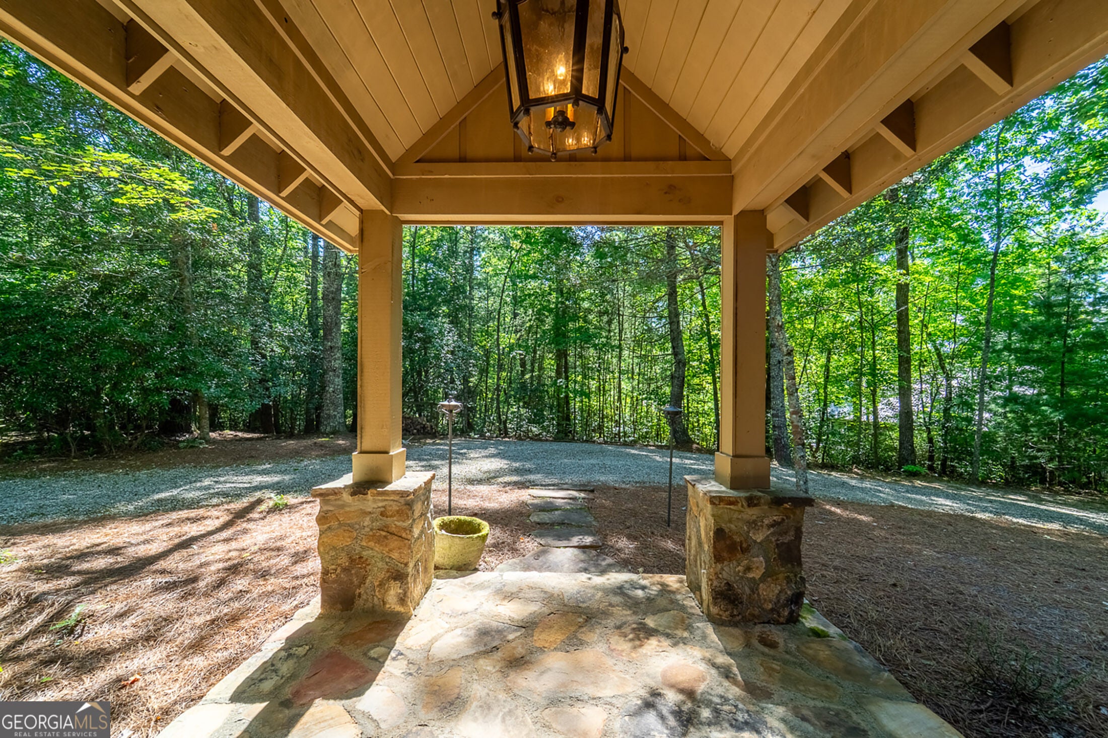 2126 Burton Dam RD