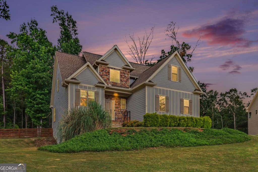 Photo of 64 Blandwood Drive, Cartersville, GA 30120 (MLS # 10806567)
