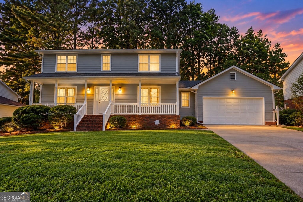 Photo of 4472 Woodland Forest Drive, Stone Mountain, GA 30083 (MLS # 10874164)