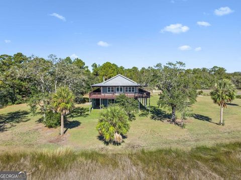 281 Marsh Breeze LN Waverly GA 31565