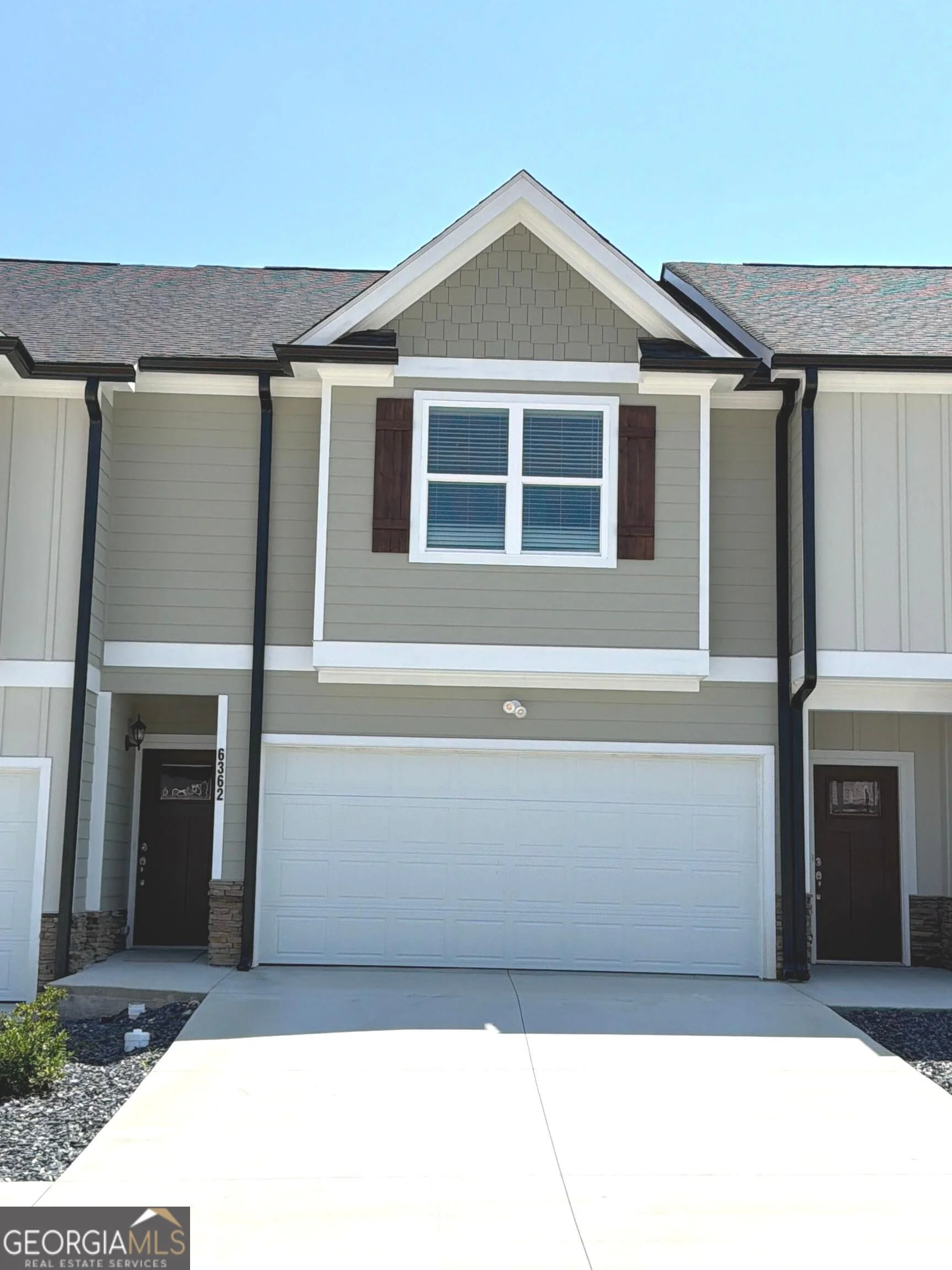 6362 Pine Ridge Point