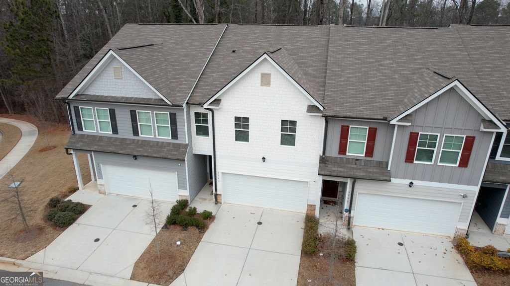 Photo of 4543 Ashbrooke Trace, Stone Mountain, GA 30083 (MLS # 10729210)