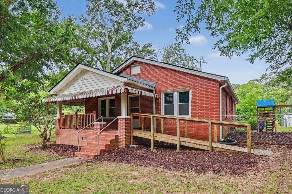 Photo of 160 Connecticut Avenue, Tallapoosa, GA 30176 (MLS # 10822050)