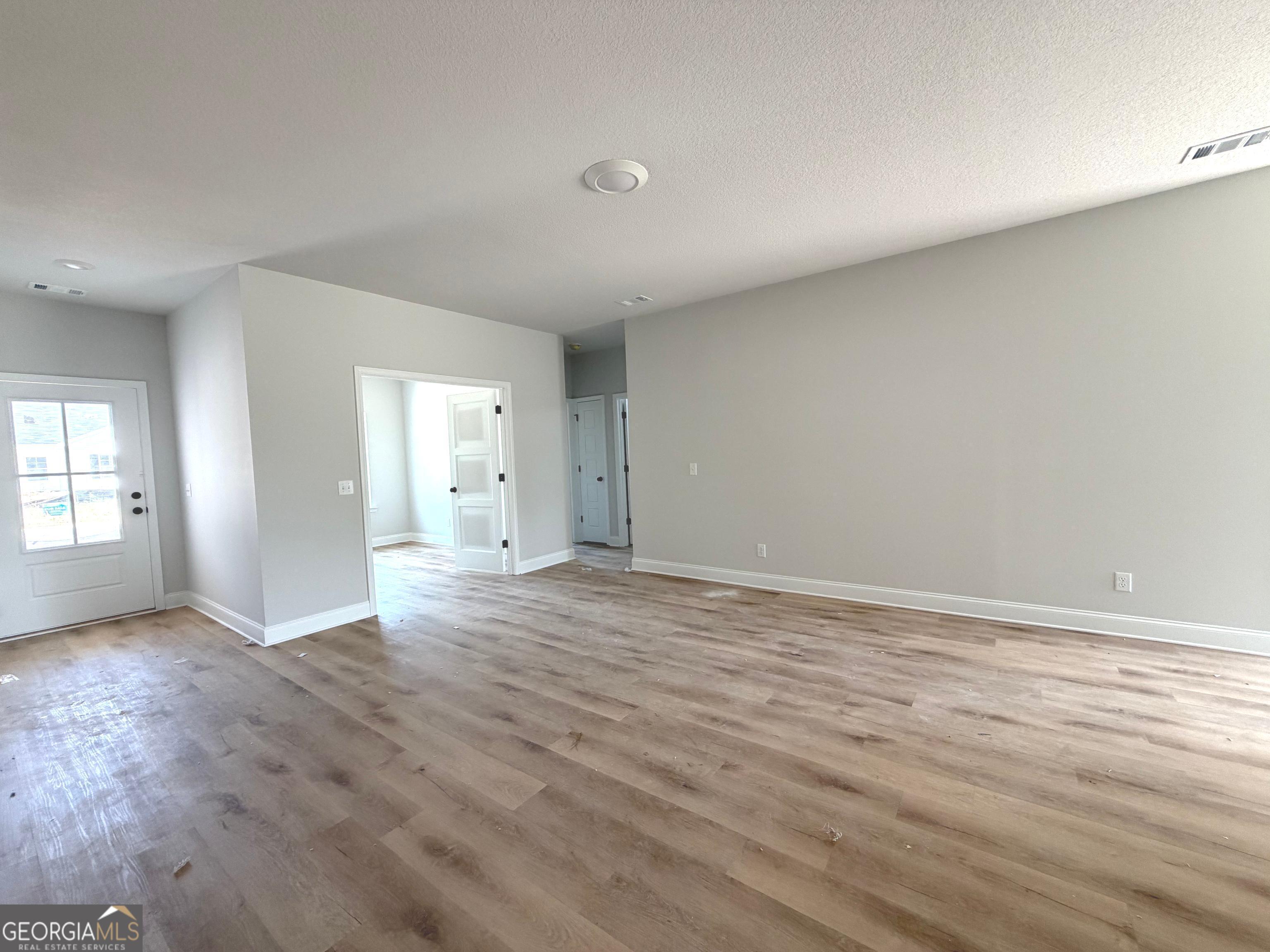 212 Palmetto Loop