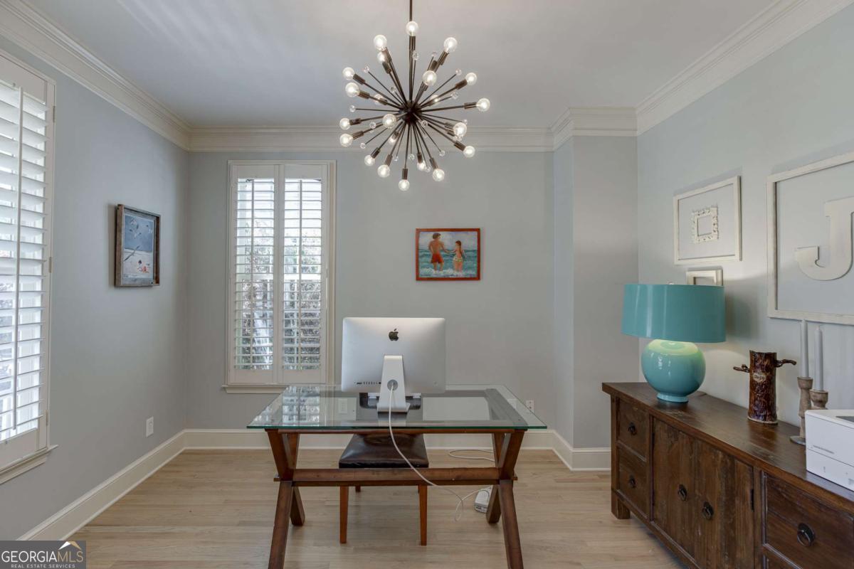 7310 Hedgewood WAY