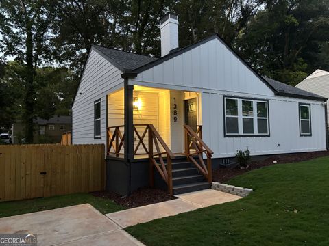 1389 Lanvale DR SW Atlanta GA 30310