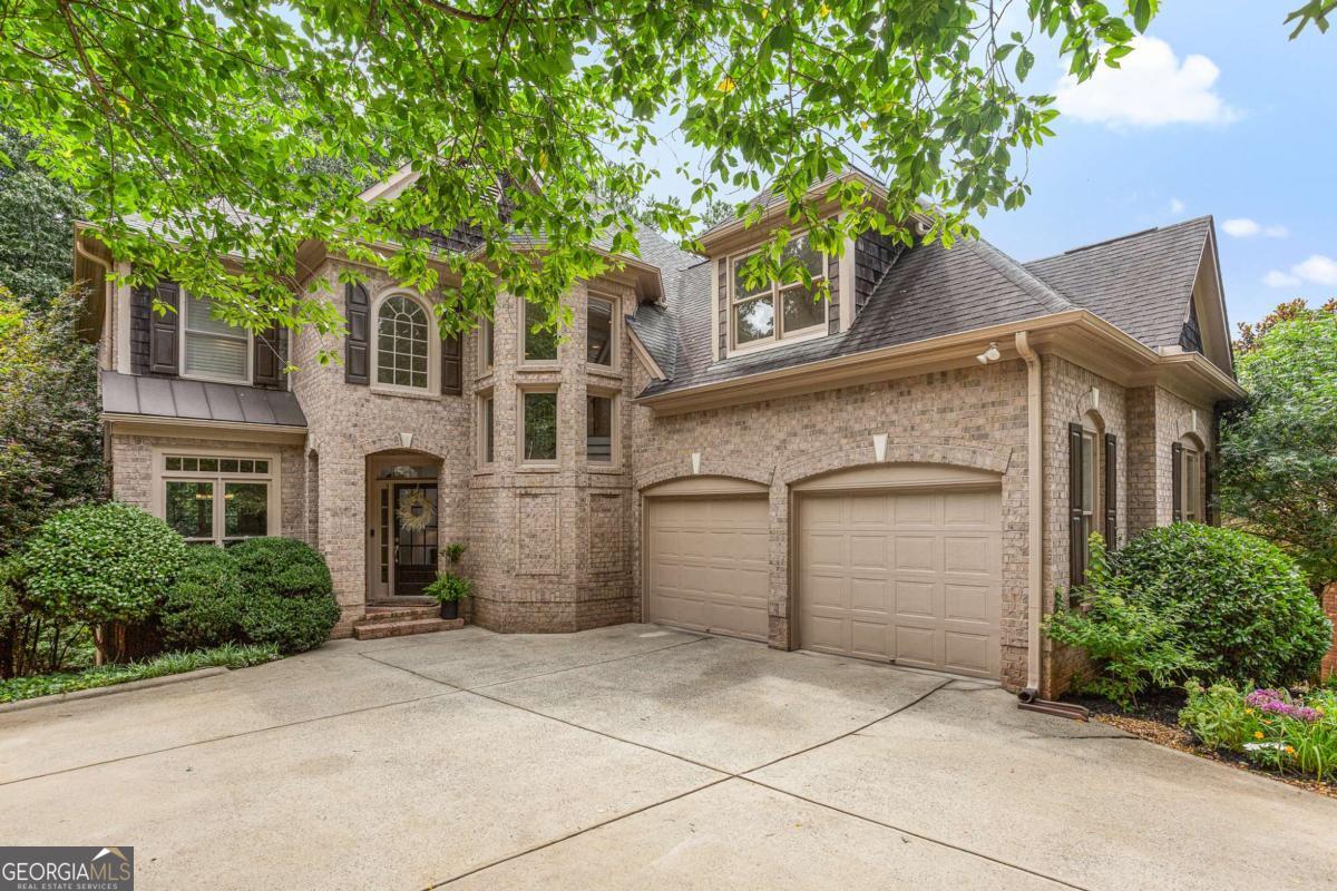 5355 Highland Pine LN