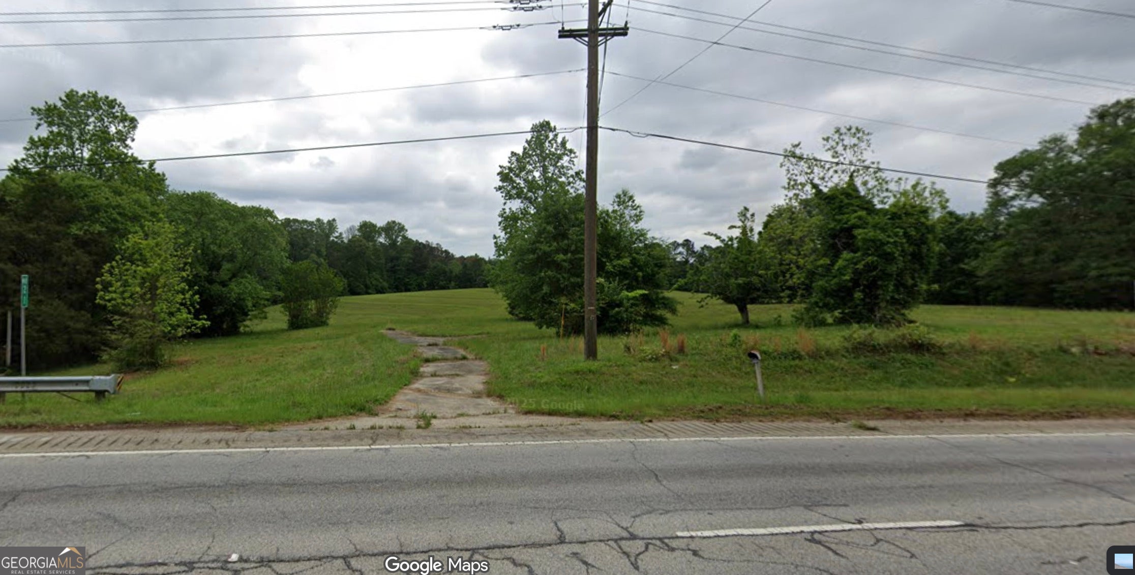 4 Maple Hill RD