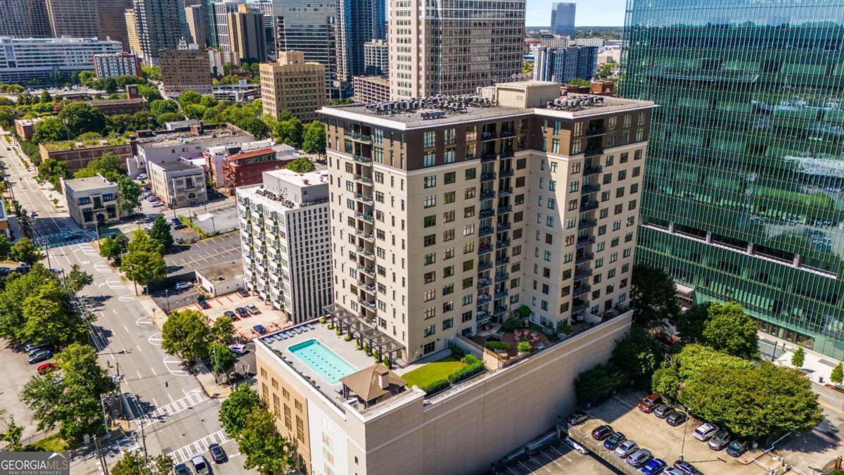 565 Peachtree ST NE 1209