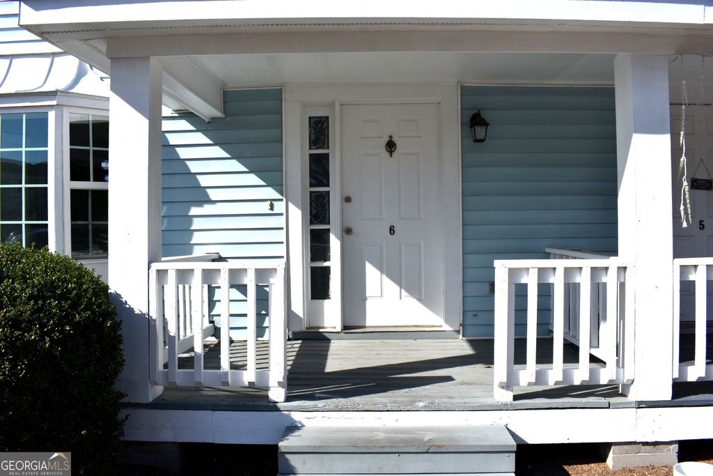 Photo of 912 Pineland Avenue #APT 6, Hinesville, GA 31313 (MLS # 10683090)