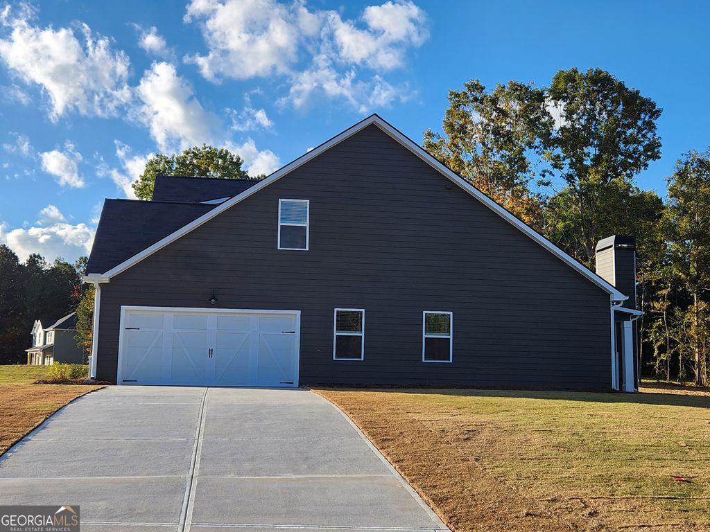 Photo of 136 Post Oak Drive, Jackson, GA 30233 (MLS # 10756296)