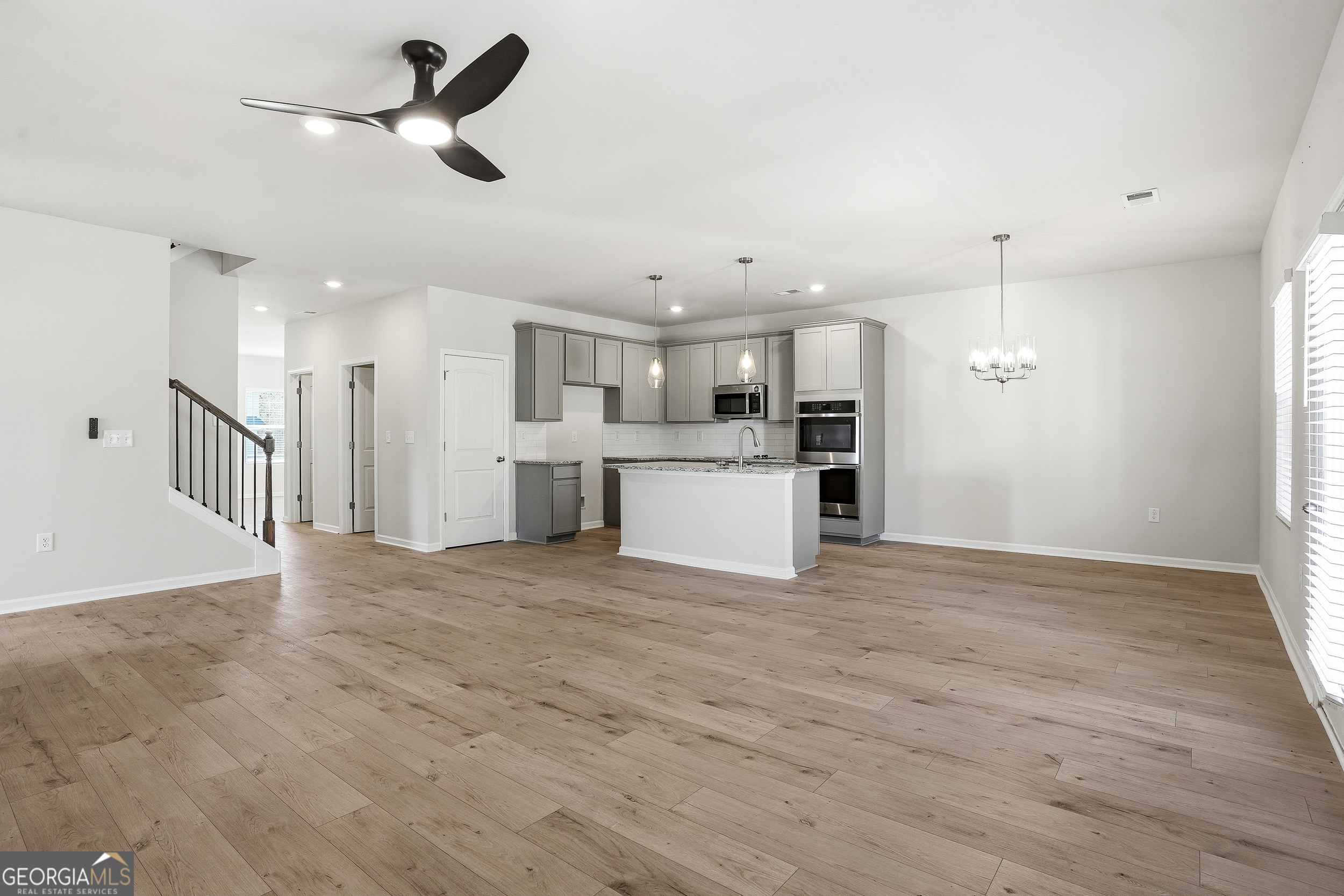 136 Post Oak DR