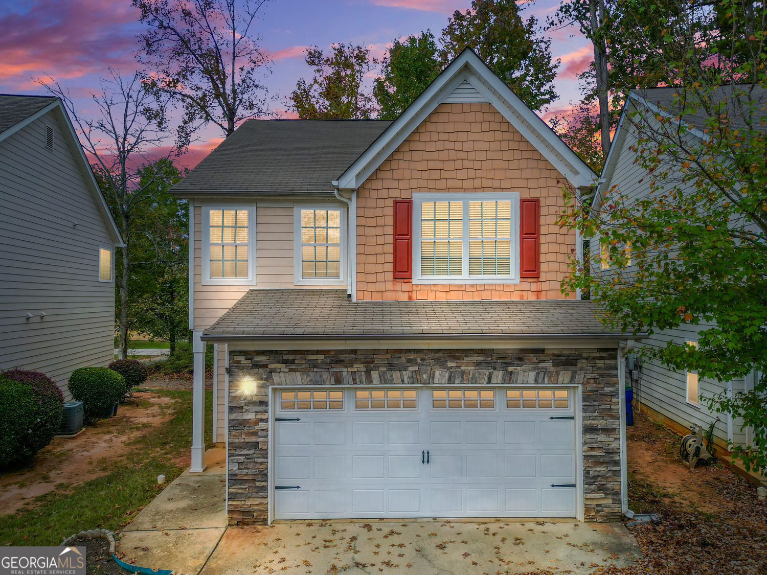2521 Capella CIR SW