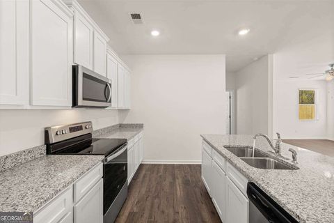 6058 Knickerbocker ST Mableton GA 30126