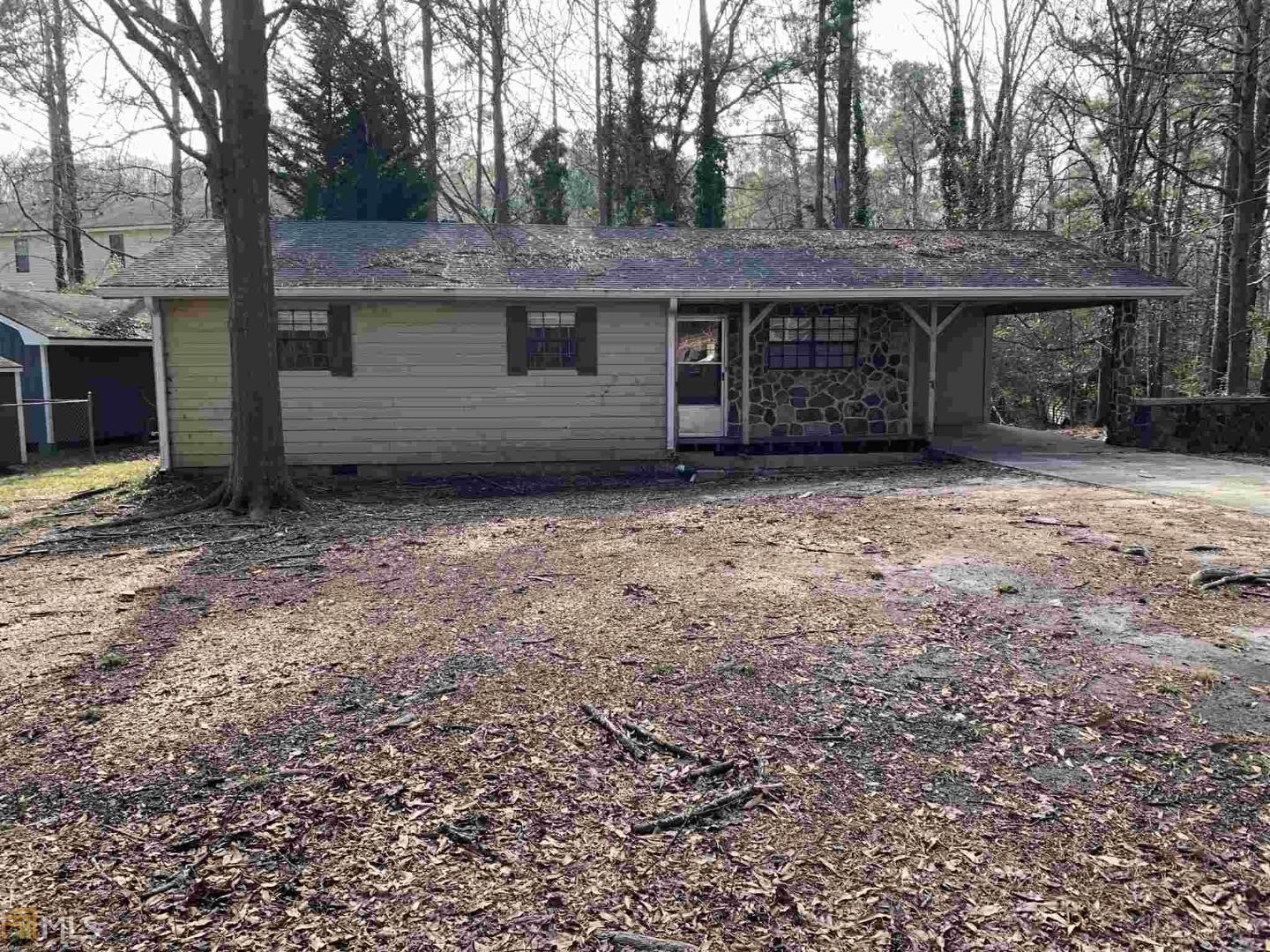 Highest and Best Offers are due by Thursday, January 30, 2020 at 5 PM. See attached Multiple Offer form as it is required to make an offer. Offers after the deadline may not get looked at. Great opportunity for some sweat equity or a great rental investment as this one just needs some minor TLC. Call Mike today or this one will be gone! This property may qualify for Seller financing (Vendee). Go to Listings.VRMCO.com for details.