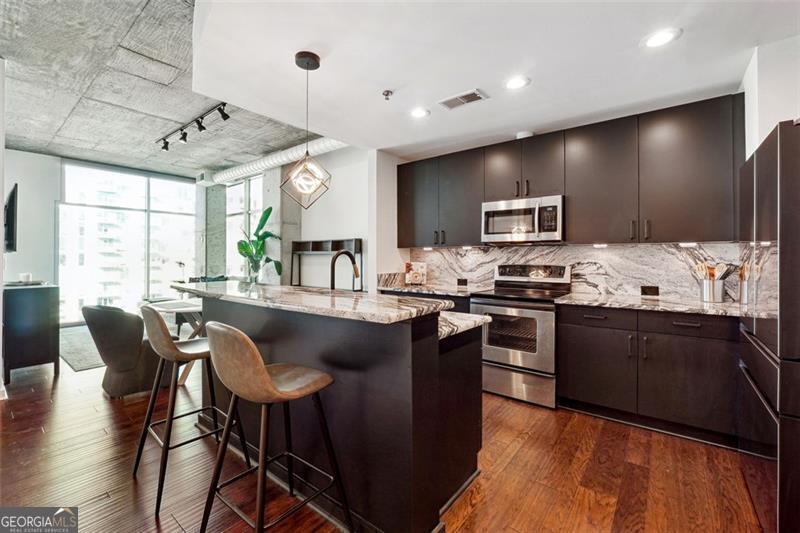 250 PHARR RD NE 1707