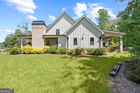 A home in Newnan