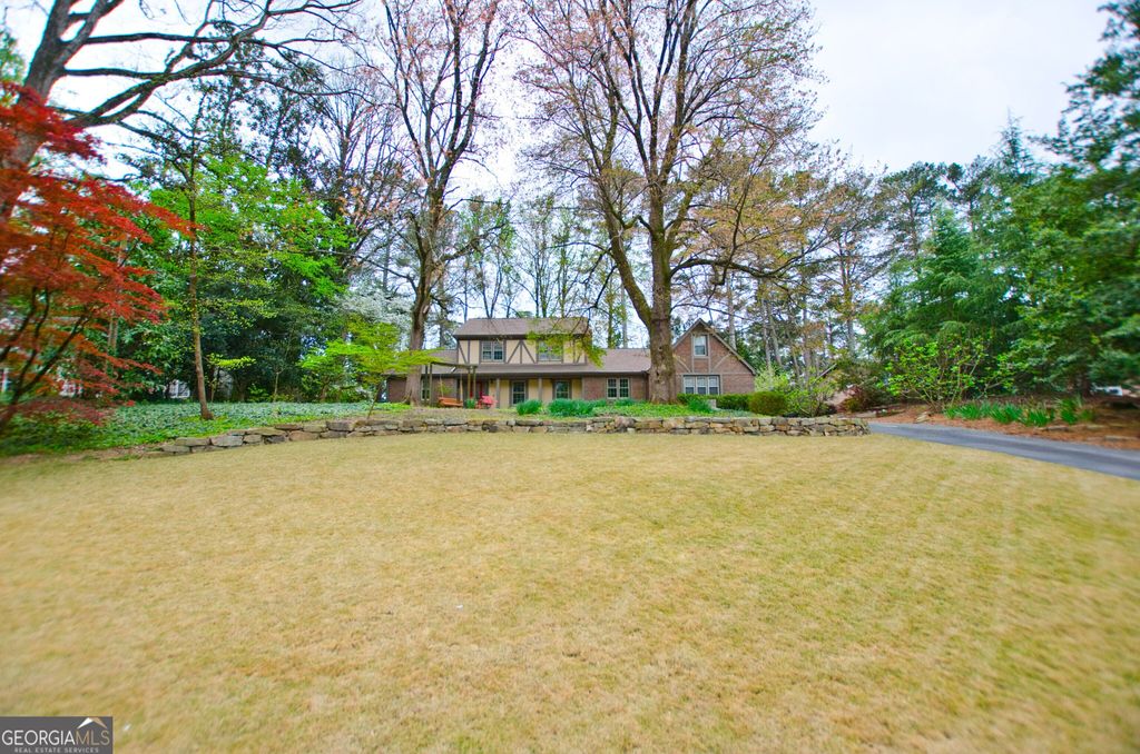 Photo of 2065 Renault Lane, Atlanta, GA 30345 (MLS # 10730899)