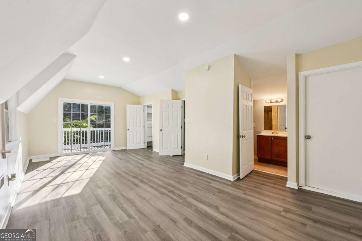 Eaglecreek Shores - Residential