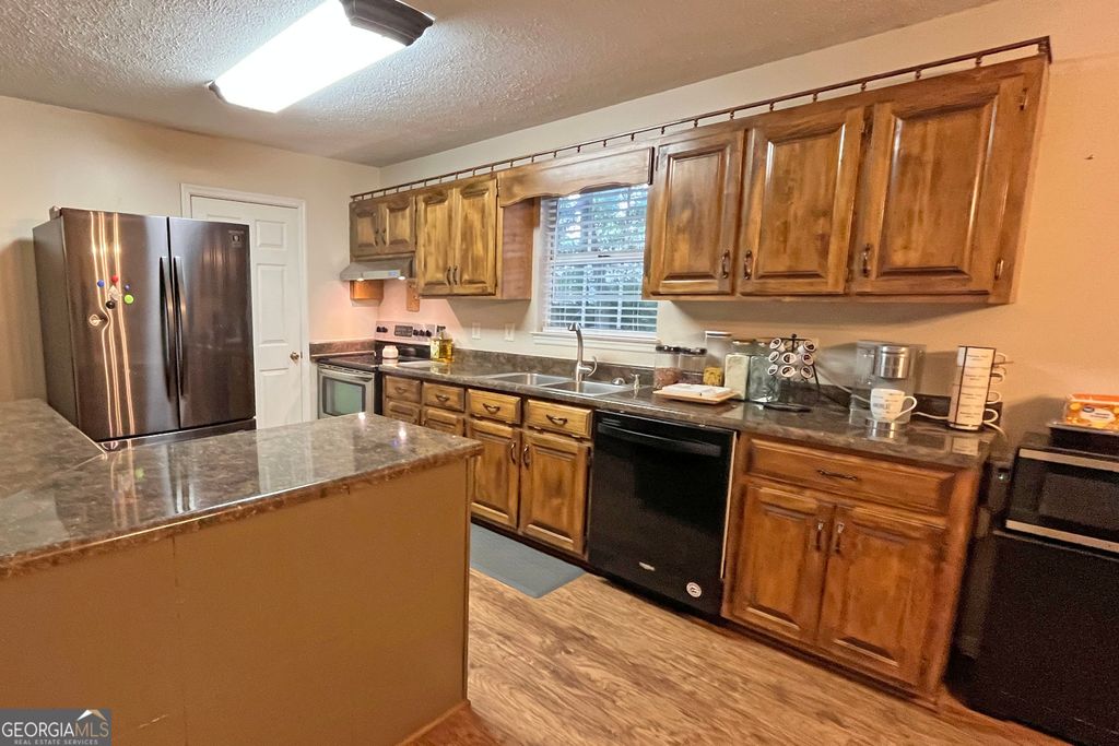 Photo of 24 Sagewood Drive NW, Rome, GA 30165 (MLS # 10756042)