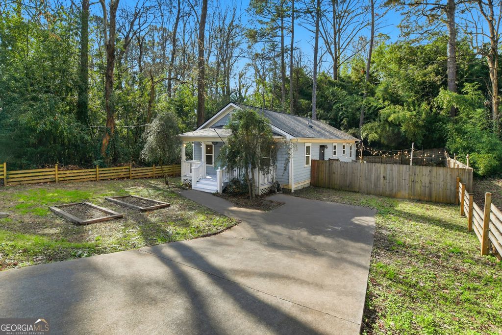 Photo of 1999 Fremont Street SE, Atlanta, GA 30315 (MLS # 10657865)