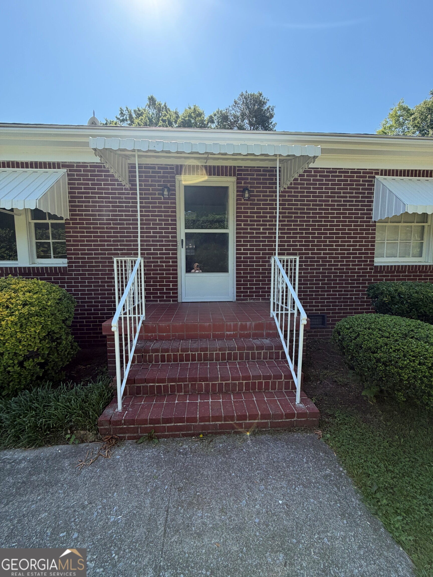2619 Maple RD SE
