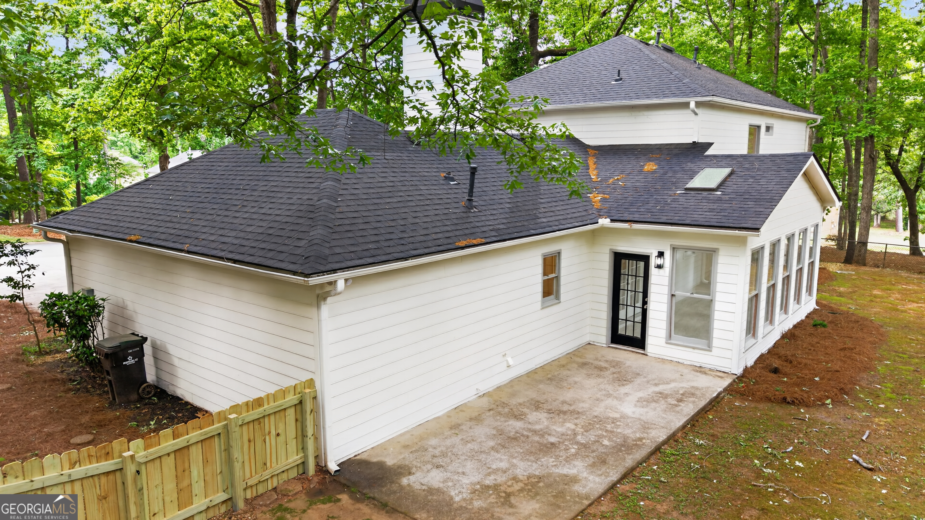401 Vardon WAY