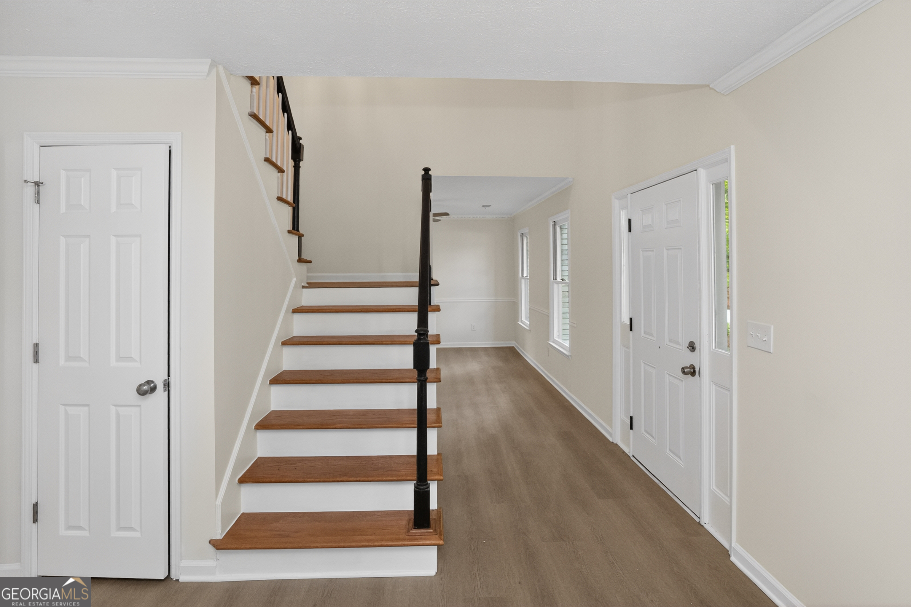 401 Vardon WAY