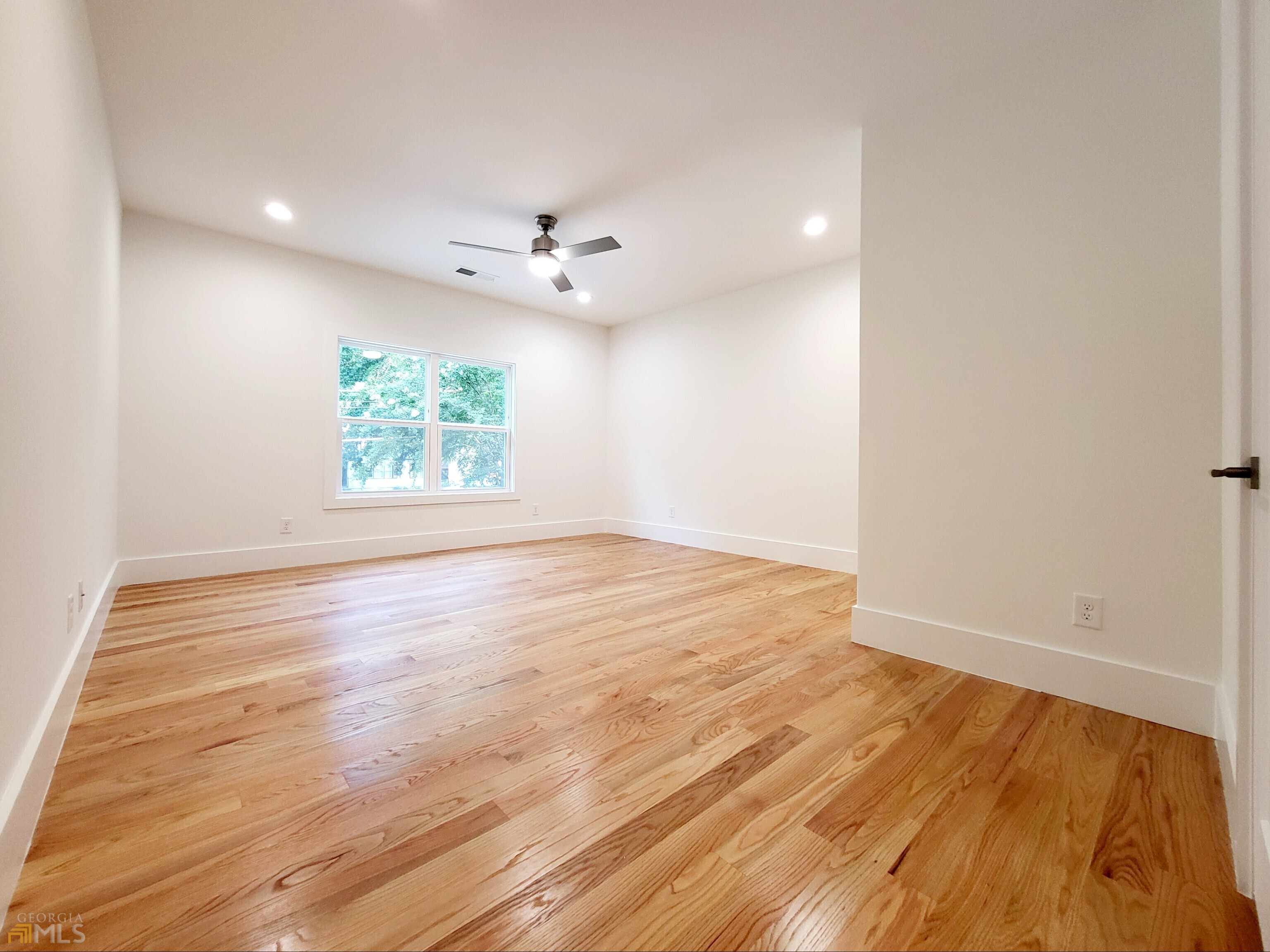 Woodland Hills - Residential