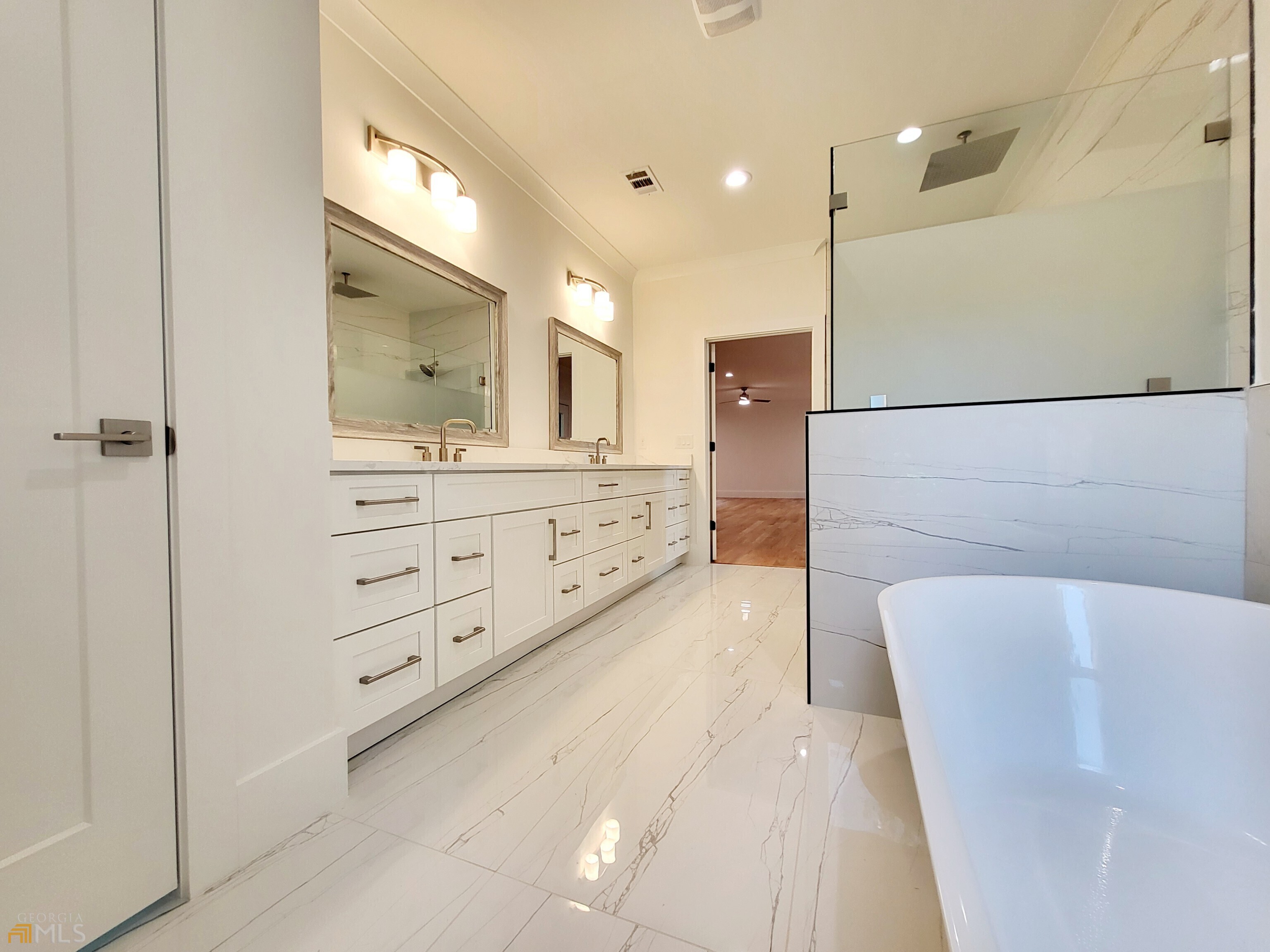 Woodland Hills - Residential