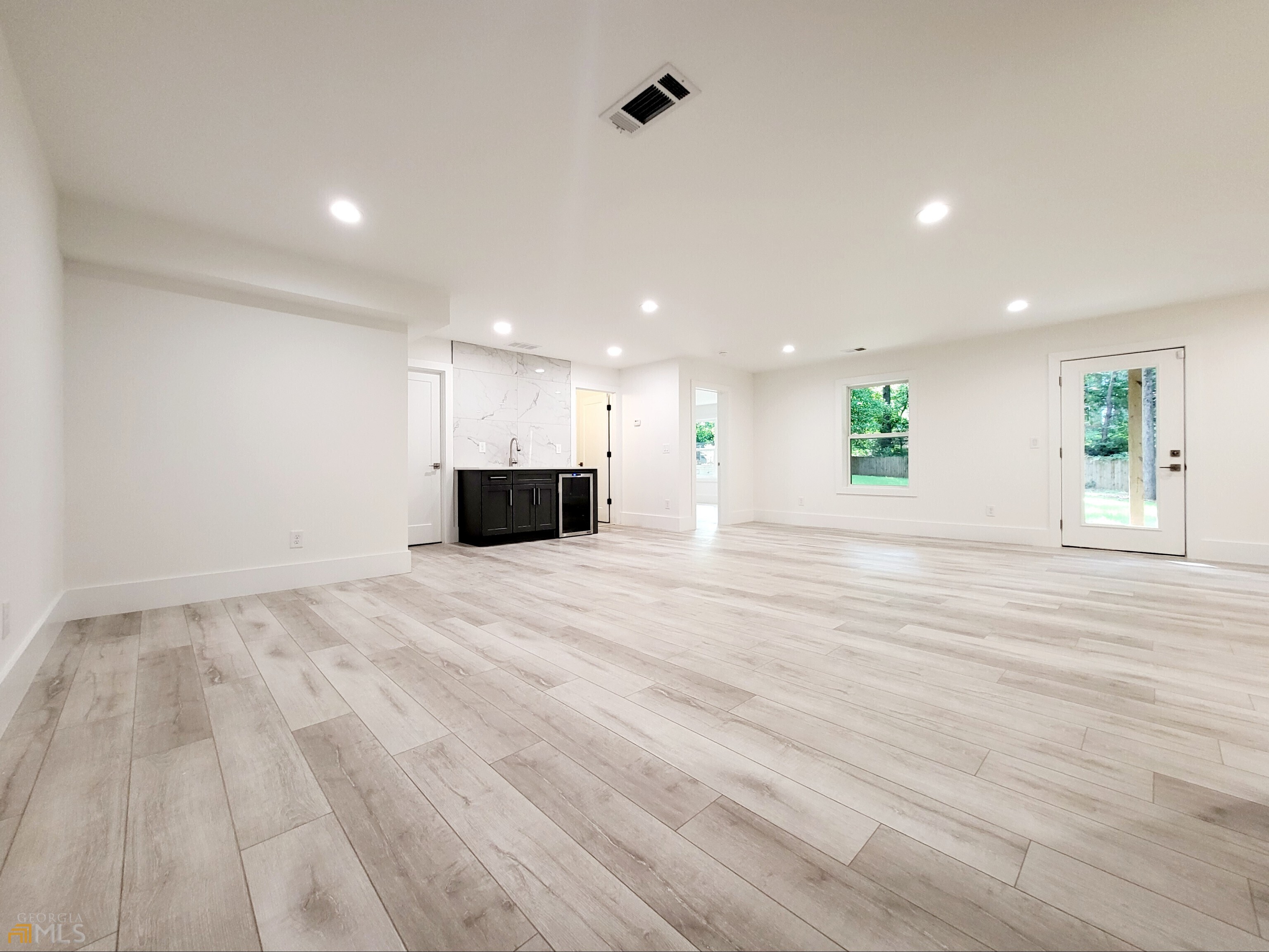 Woodland Hills - Residential