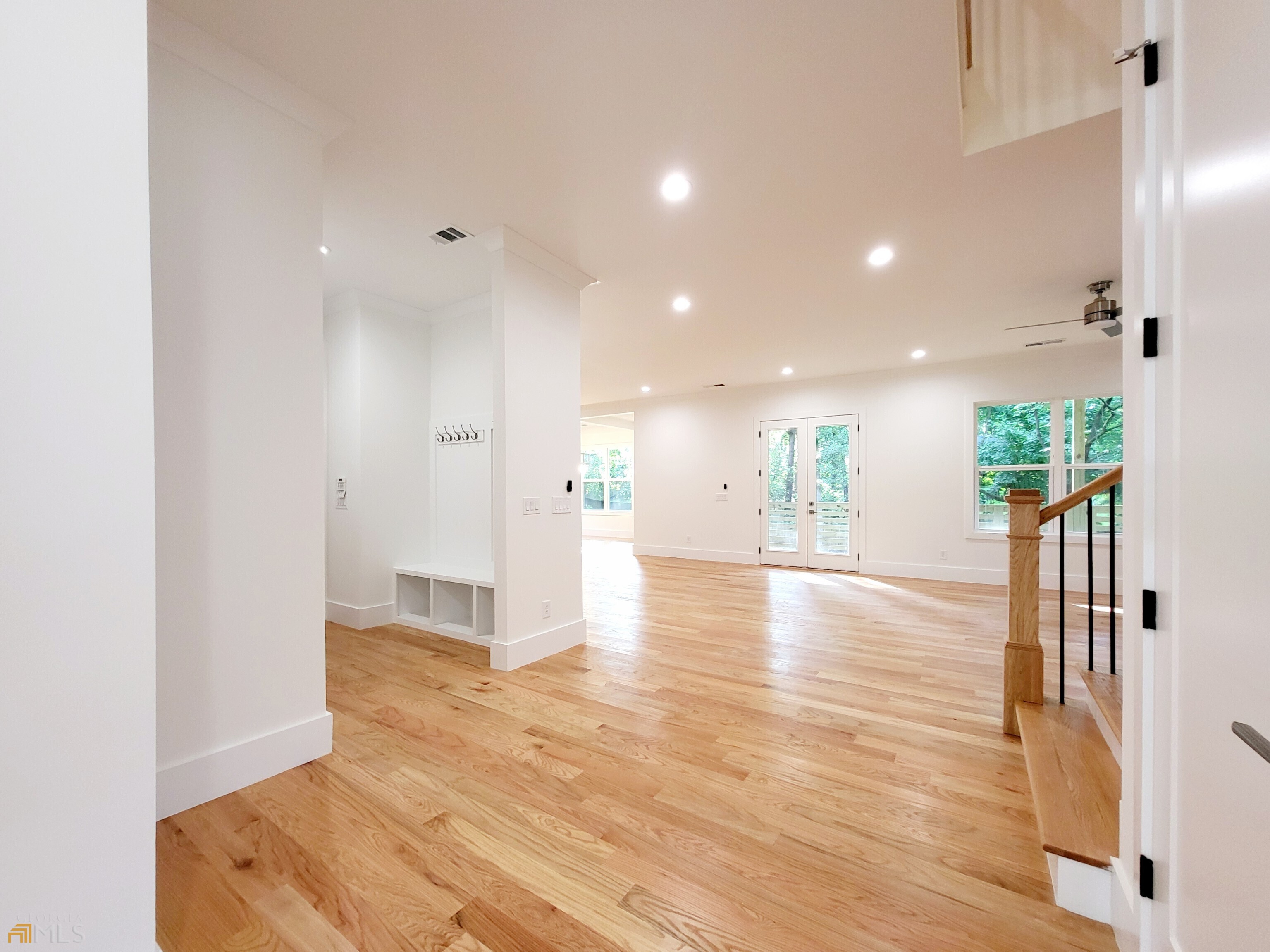 Woodland Hills - Residential