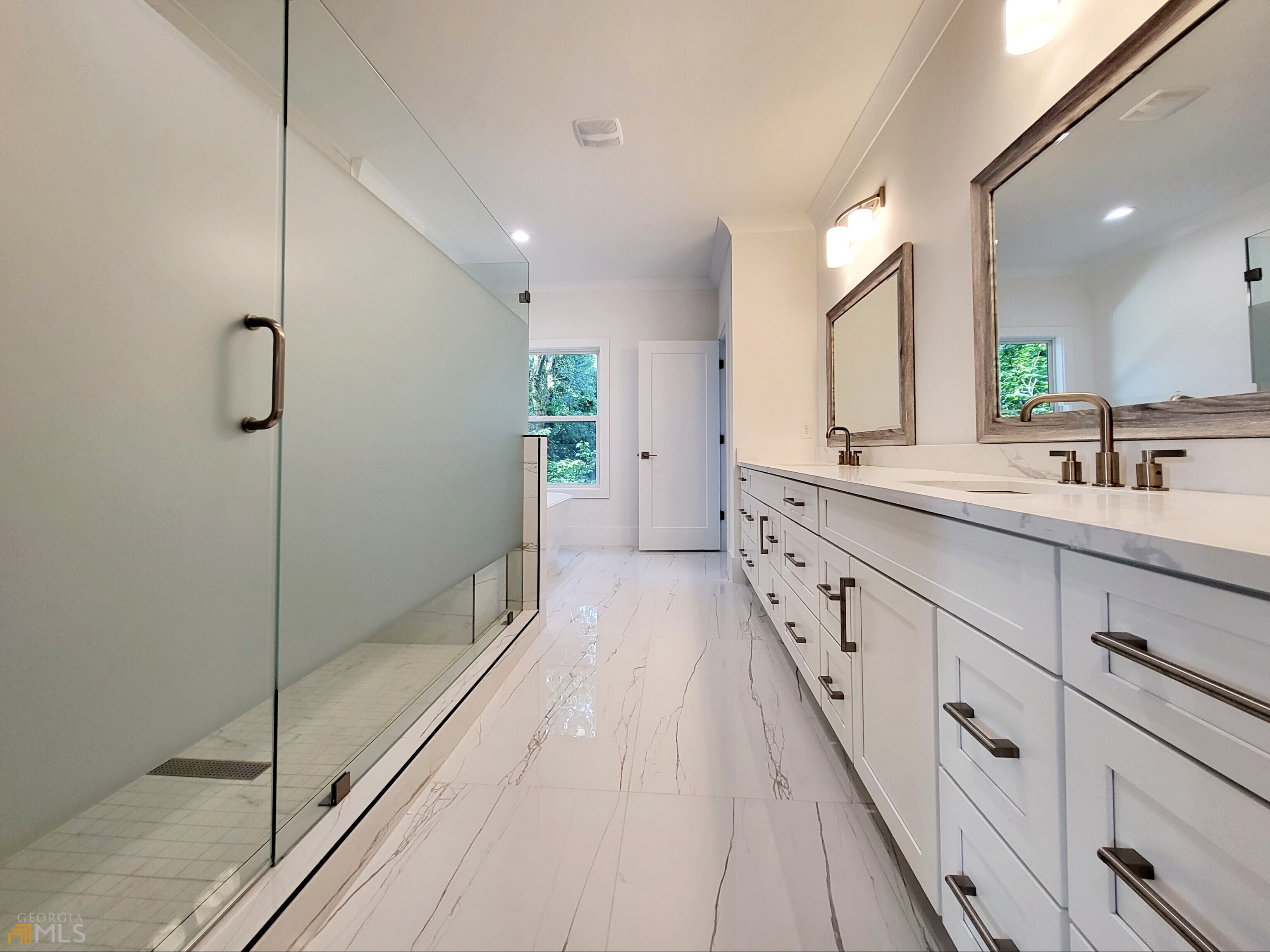 Woodland Hills - Residential