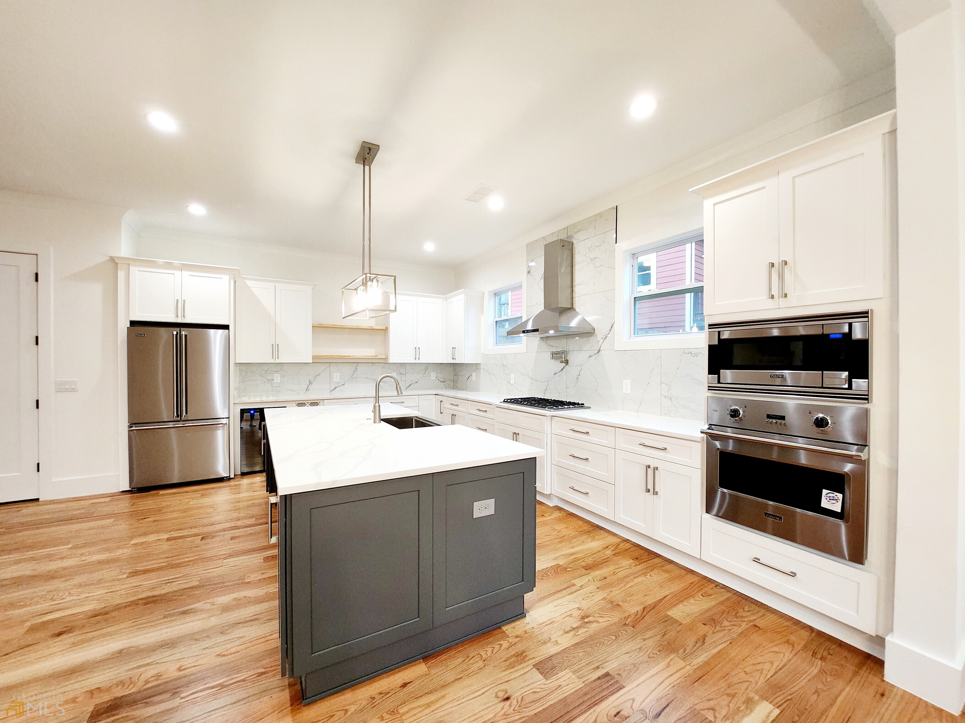 Woodland Hills - Residential