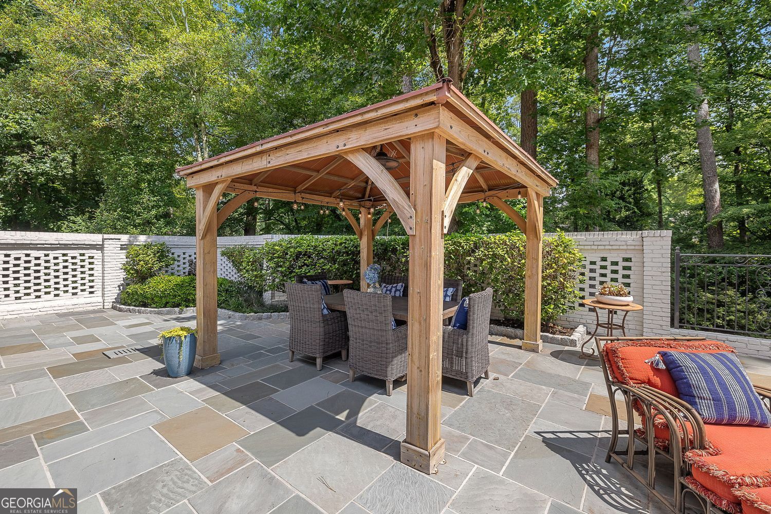 Atlanta, Georgia 30305, United States, 4 Bedrooms Bedrooms, ,5 BathroomsBathrooms,Residential,Active,168808