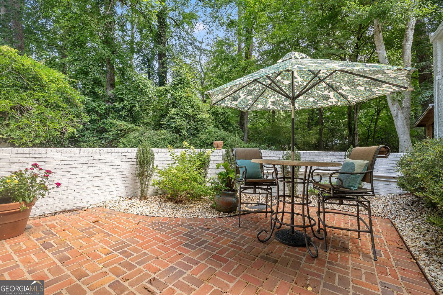 Atlanta, Georgia 30305, United States, 4 Bedrooms Bedrooms, ,5 BathroomsBathrooms,Residential,Active,168808