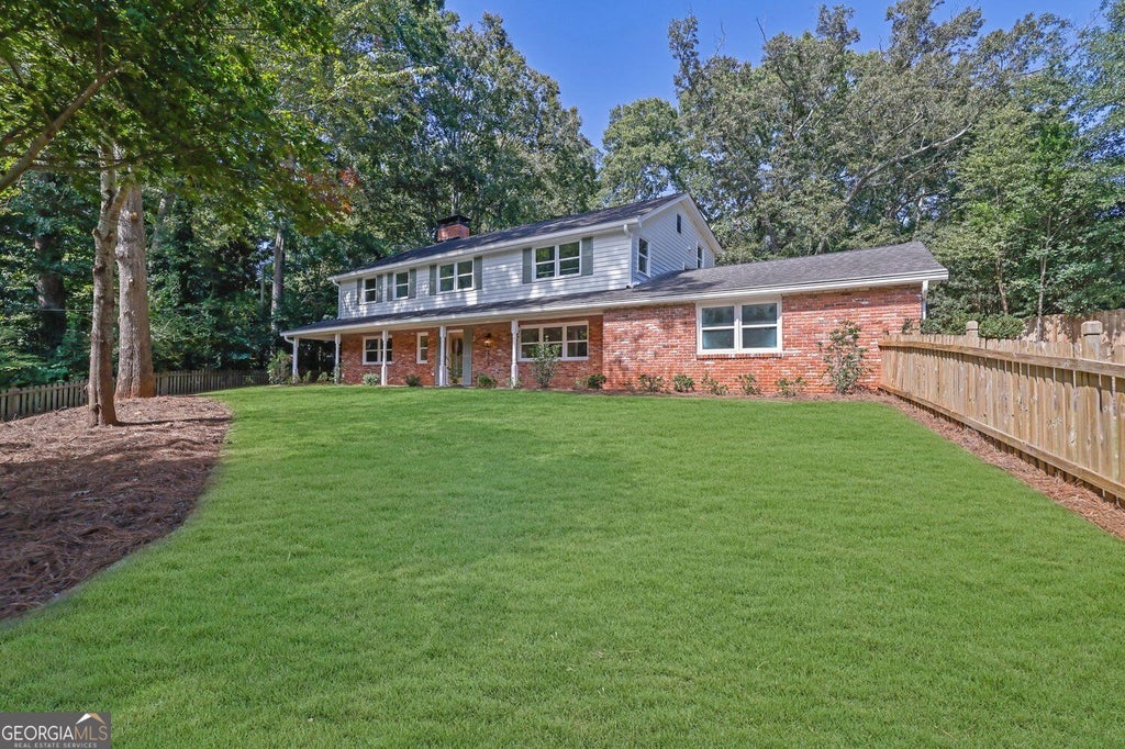 Photo of 2204 Creek Park Road, Decatur, GA 30033 (MLS # 10871681)