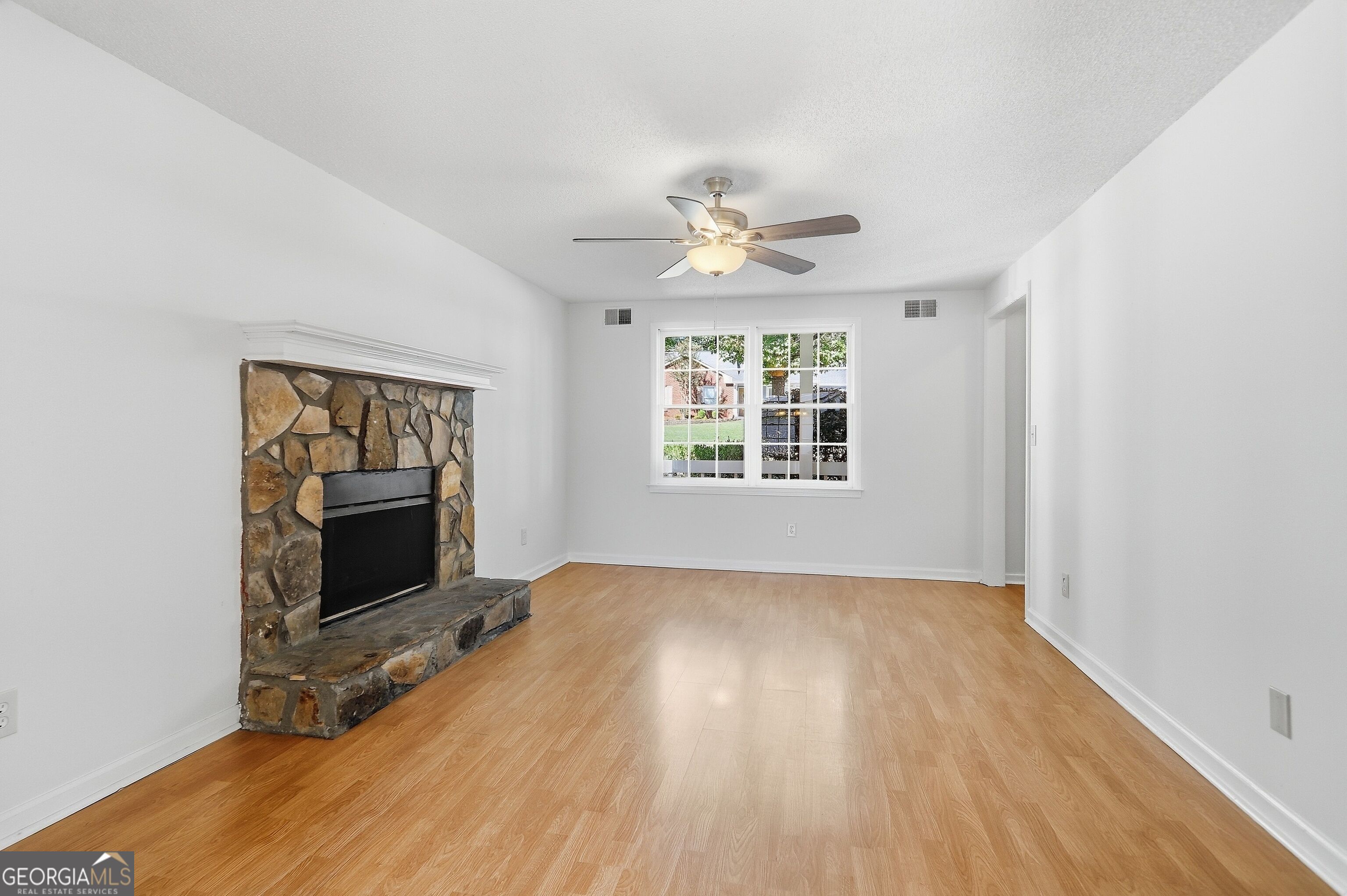 4400 Hidden Meadow CIR