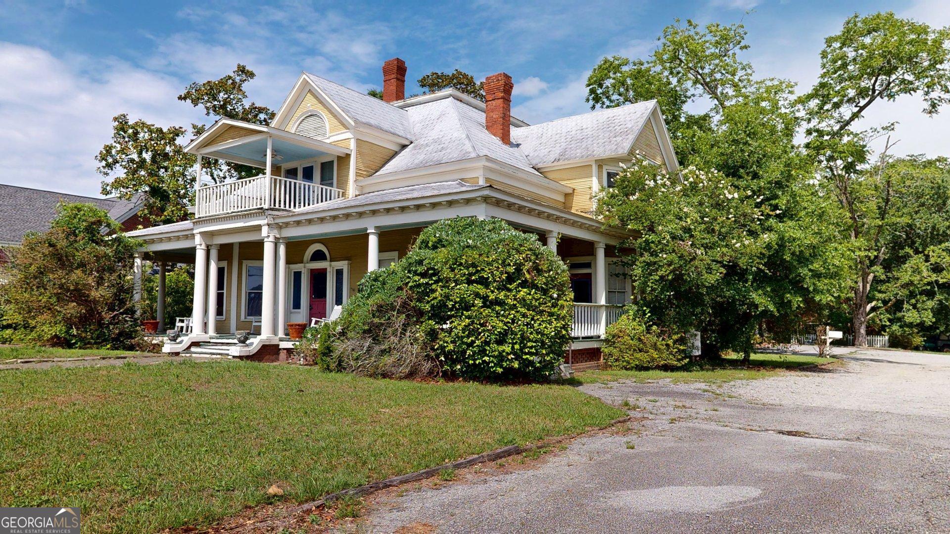 106 S Main ST