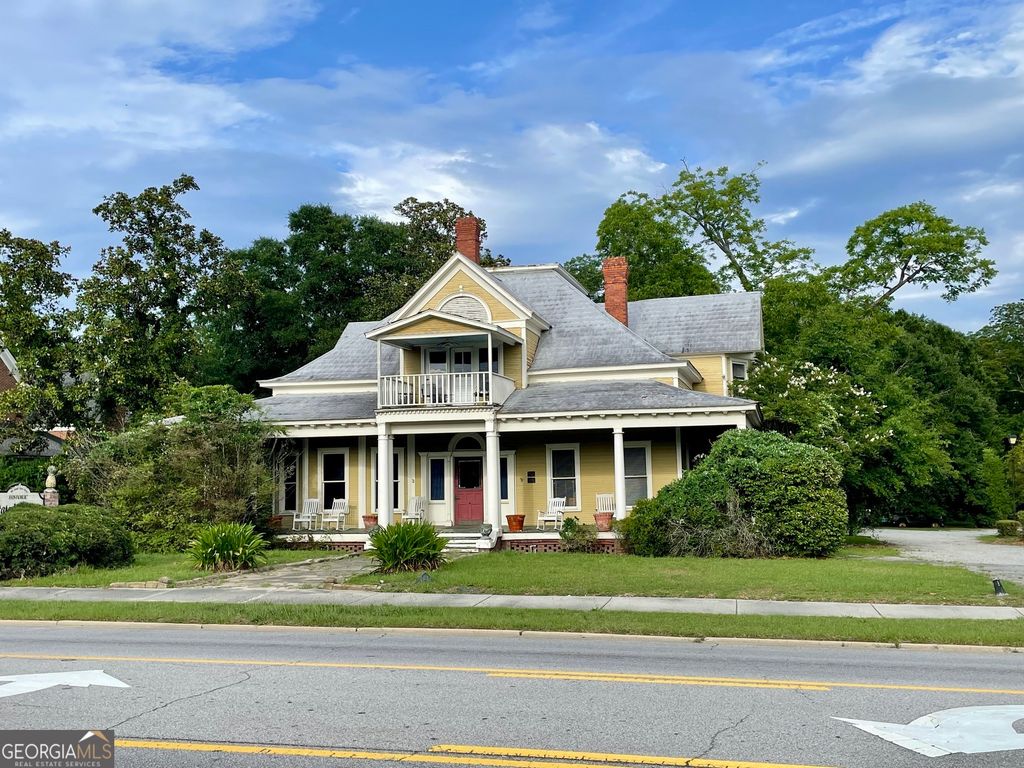 Photo of 106 S Main Street, Statesboro, GA 30458 (MLS # 10774661)