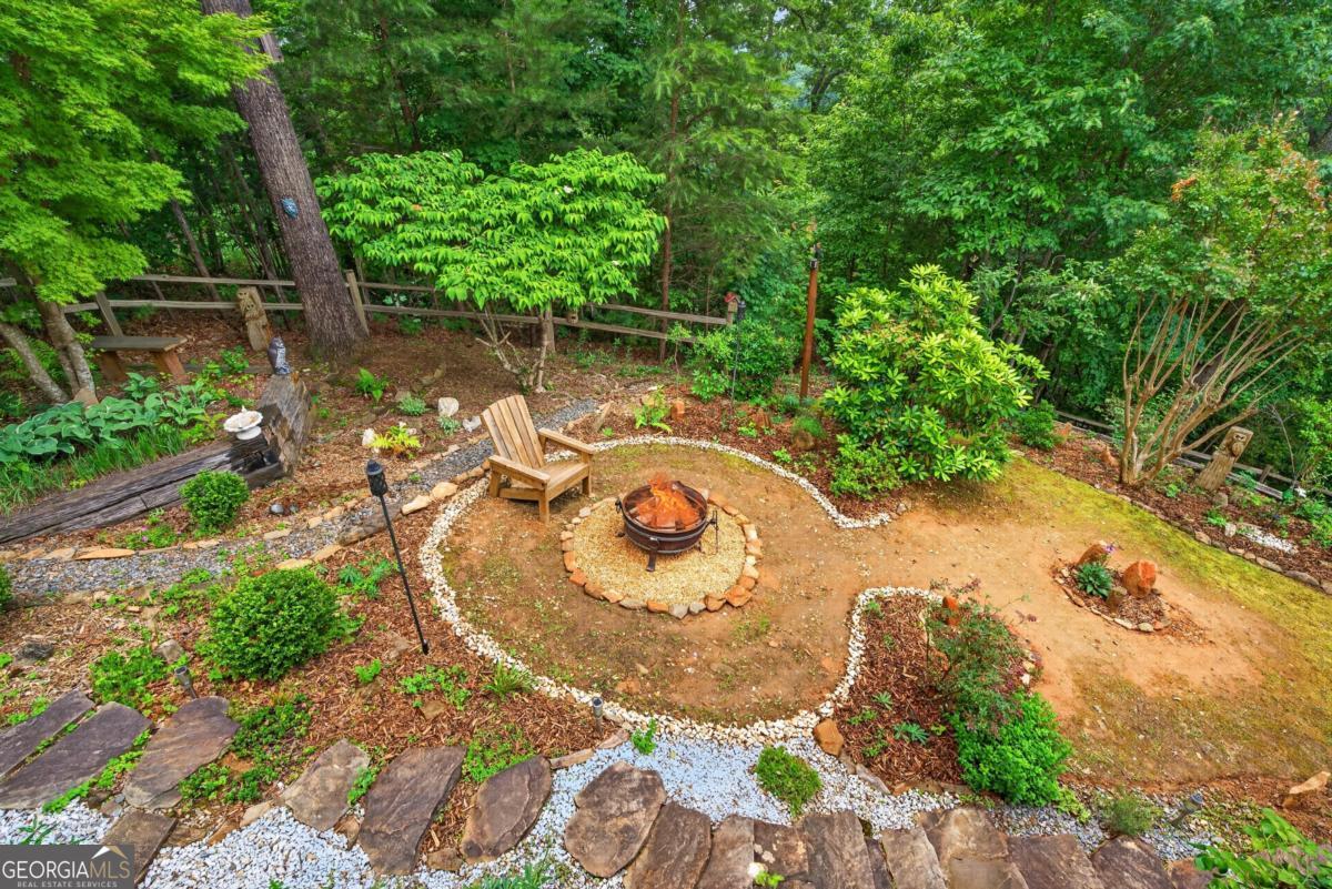 40 Foxfire LN 6