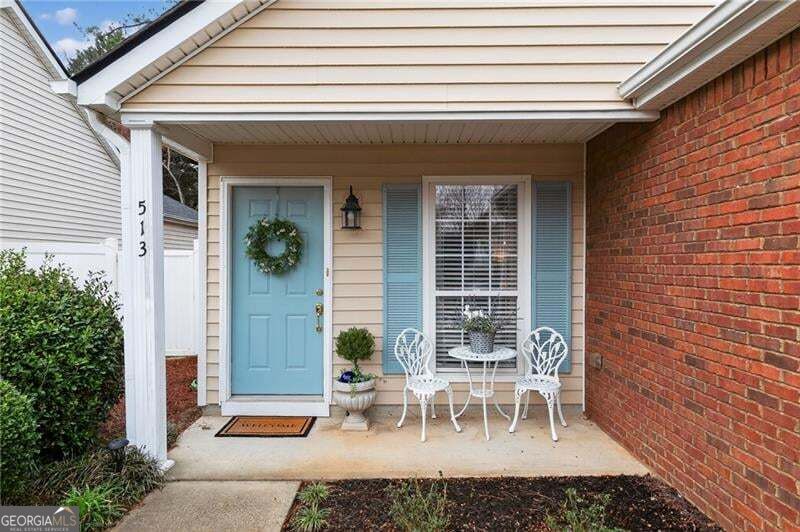 513 Stanford PL