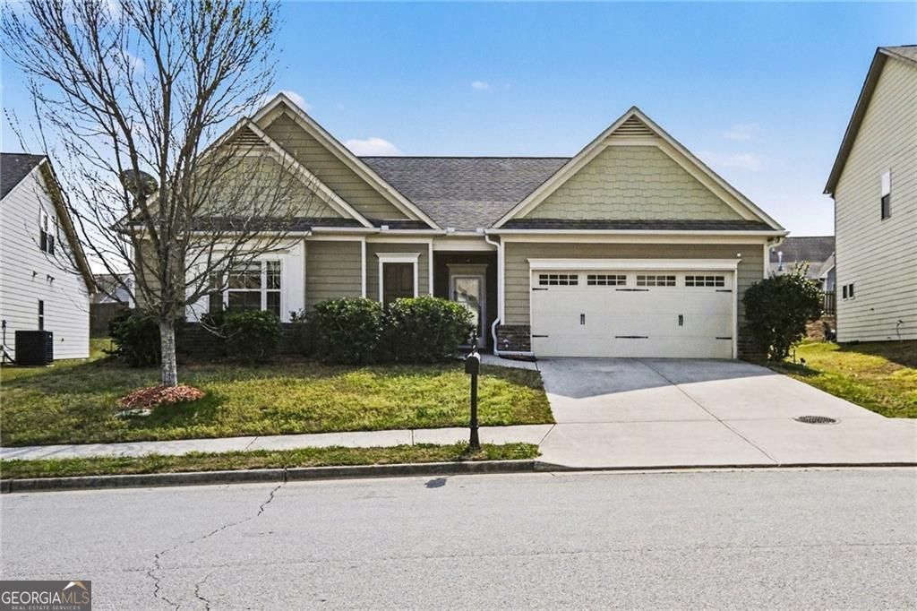 Photo of 4611 Summer View Drive, Gainesville, GA 30504 (MLS # 10723019)