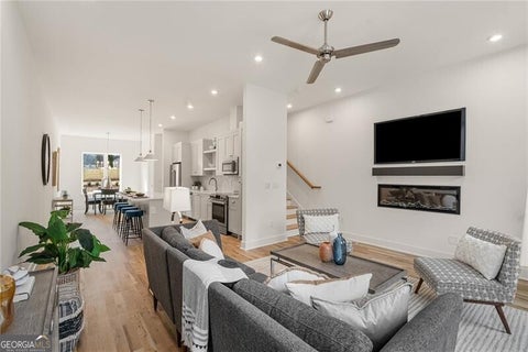 Photo of 1237 Memorial Drive SE #403, Atlanta, GA 30316 (MLS # 10797026)