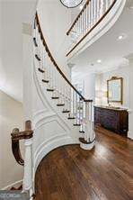 3114 Peachtree DR NE